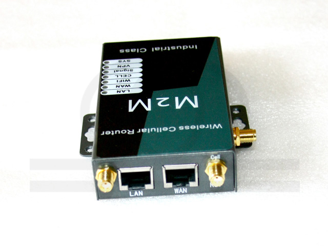 Pięciozakresowy router LTE , przemysłowy, model z Wifi oraz RS232 lub RS485, widok urządzenia