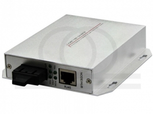 Media konwerter z zasilaniem PoE 15.4W lub 25.5W Gigabit Ethernet RF-KM-1G-POE-MEB