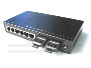 Media konwerter multi-port wolno-stojący 10/100M Fast Ethernet, Duplex - RF-KM-02-06-DUPLEX