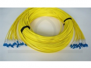 Kabel światłowodowy wstępnie zakończony złączami SC, FC, ST, Din, D4, E-2000, SMA, LC, MU, MPO, MTRJ